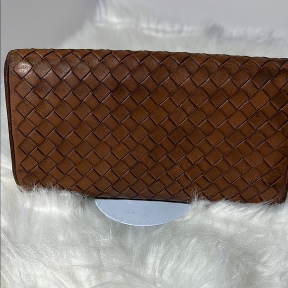 Bottega Veneta Brown Woven leather Long Wallet. p46 - Picture 2 of 11